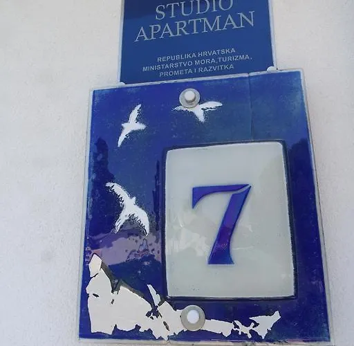 Skalin * Novigrad Istria